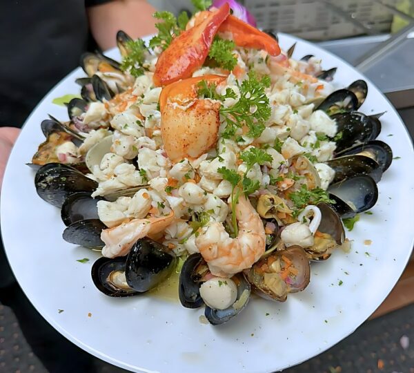 Popei's Clam Bar, Bethpage NY