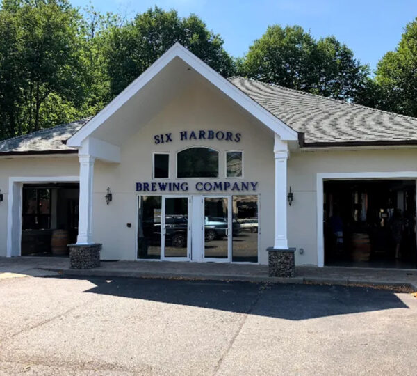 Six Harbors Brewing Company 2